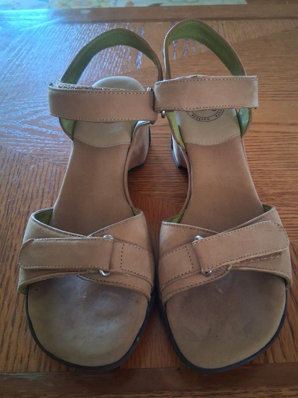 Ladies Sandals Nurture Tan Size 7 Medium Open Toe with 2 inch Heel